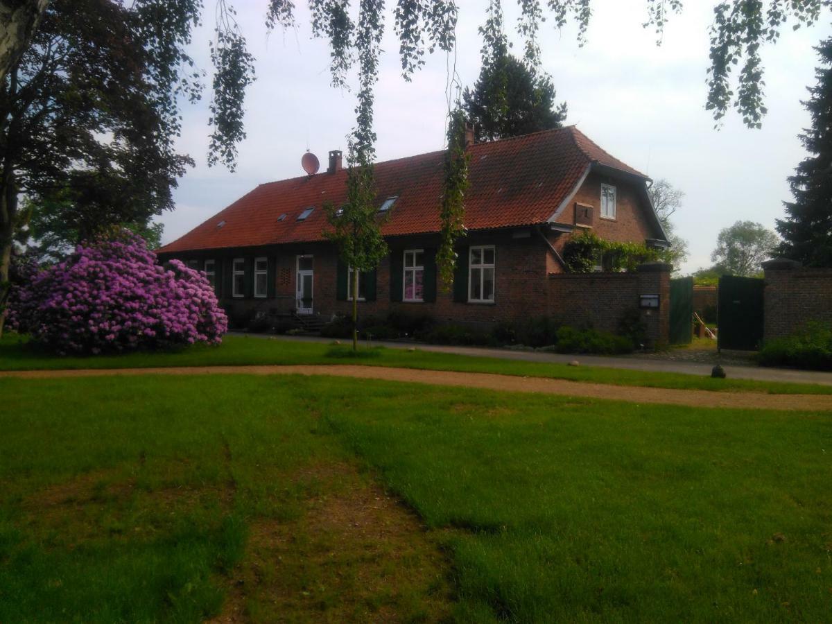 4 Sterne Wohnen "Zum Alten Forsthof" Am Schlosspark, App 1 "Smuck Und Groot" Eutin Eksteriør billede